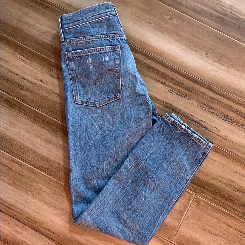 Levi’s Wedgie Fit Women’s Jeans